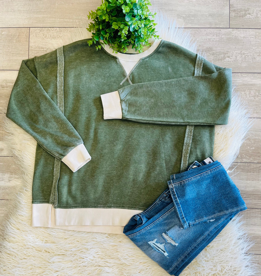 Women’s Zenana Washed Exposed Seam Sweatshirt In Olive Green
