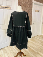 Women’s Evermmee Black Cheetah Detail Dress- Loose Fit