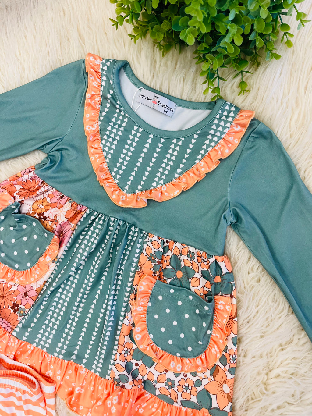 Girl’s Sage Floral Pocket Two- Piece Bell Bottom Ruffle Set