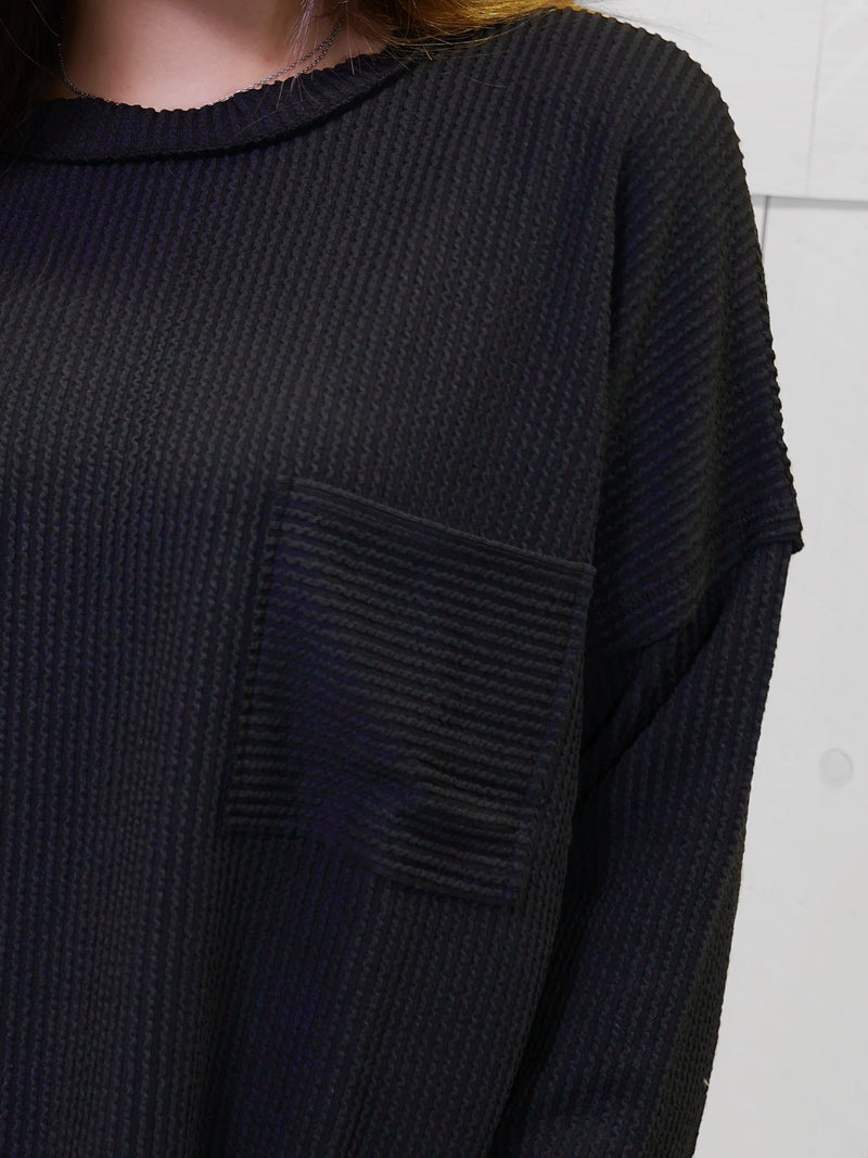 Zenana Ribbed Raw Edge Pocket Top Black