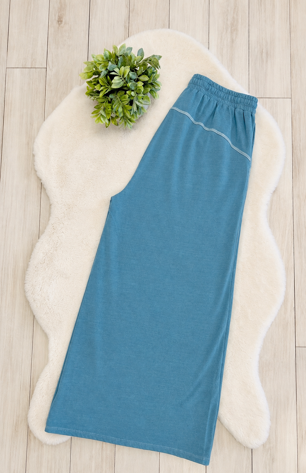 Women’s Petite Curvy Zenana Enzyme Wash Light Blue Wide- Leg Pants