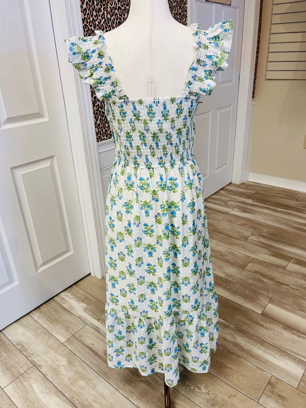 Women’s Blu Pepper Smocked Floral Dress