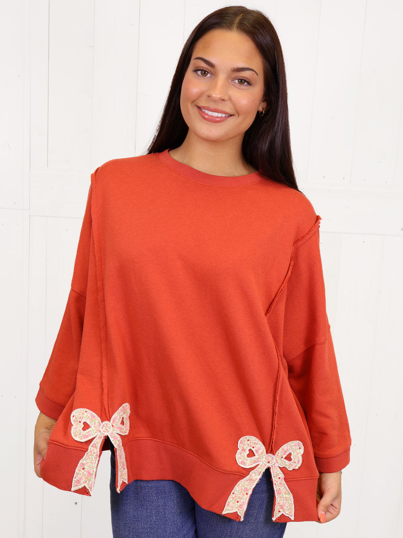 Easel Red Bow Top