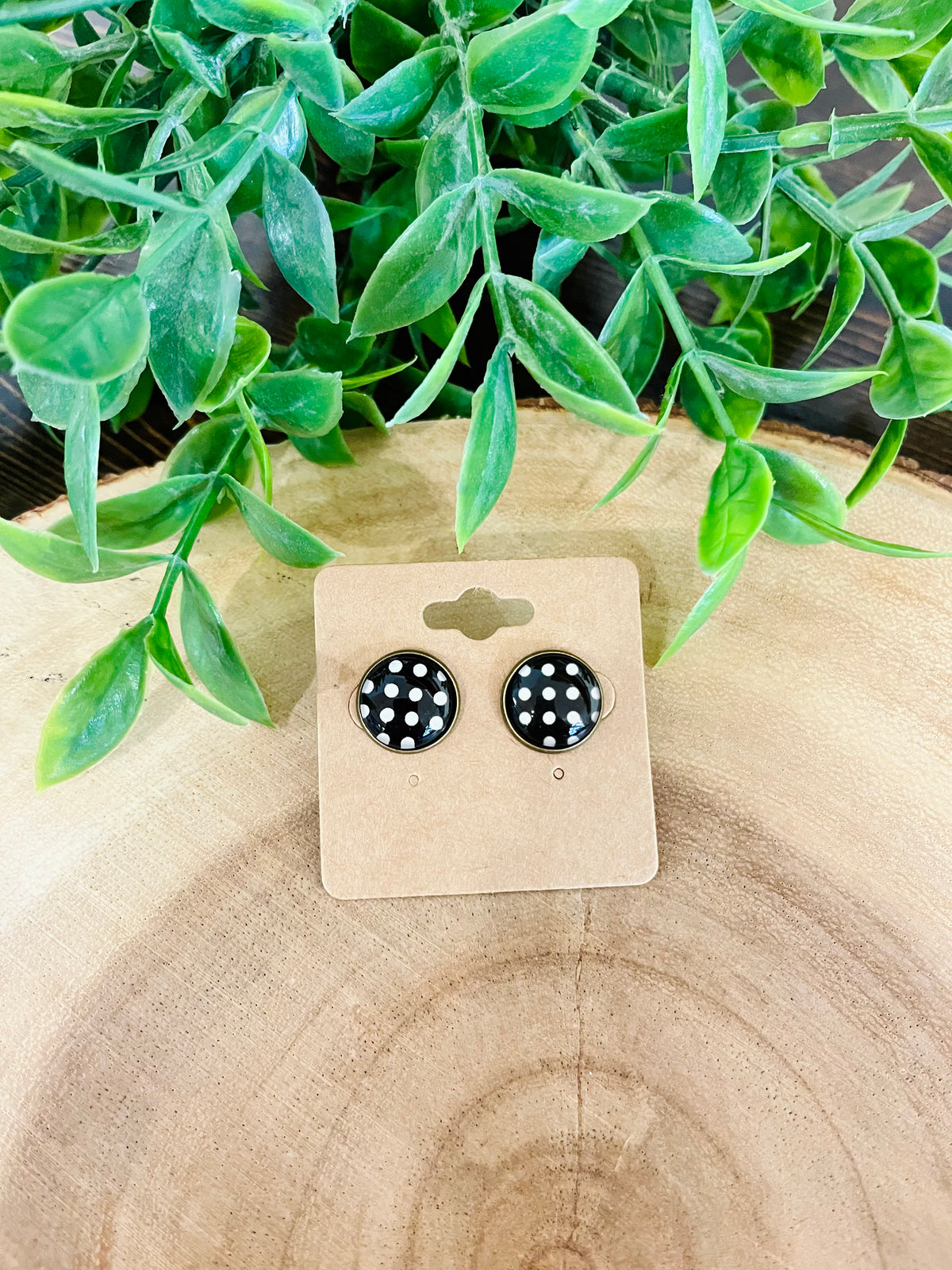 Women’s Black and White Polka Dot Circle Stud Earrings
