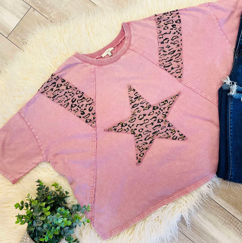 Easel Cheetah Star Oversized Top