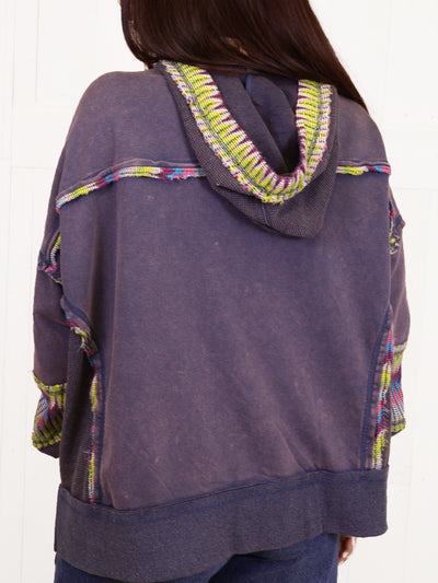 Easel flower patch pullover sweater top