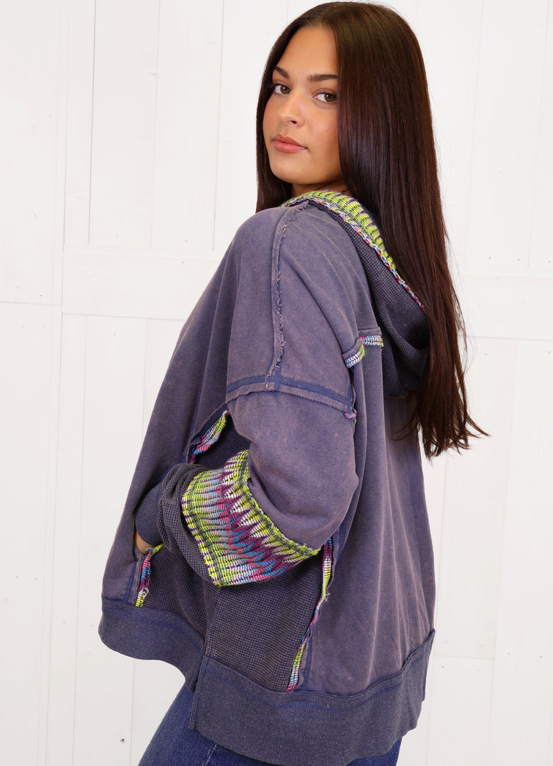 Easel flower patch pullover sweater top