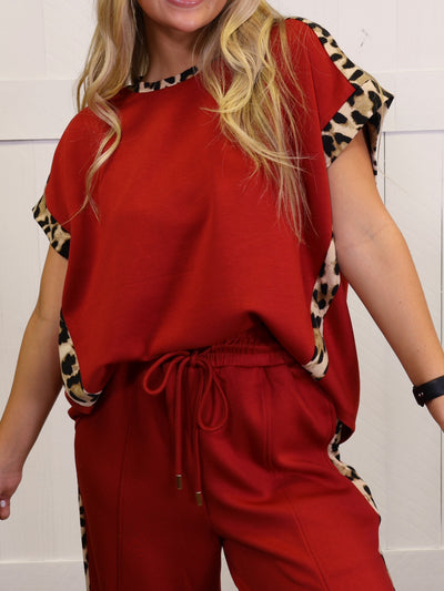 Entro Red Set with Cheetah Trim
