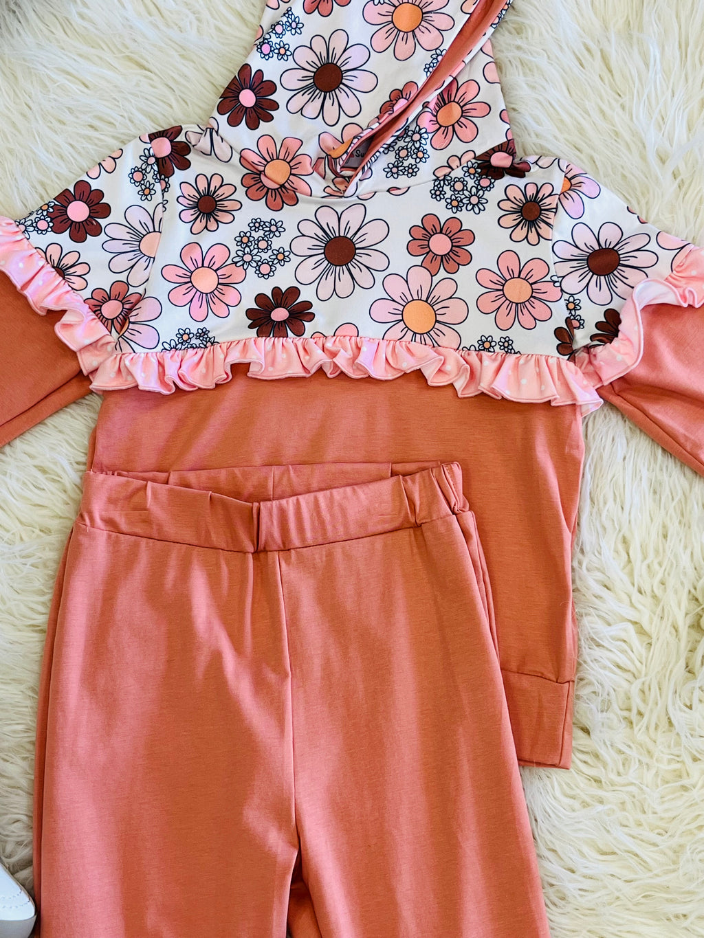 Girl’s Fall Floral Outfit