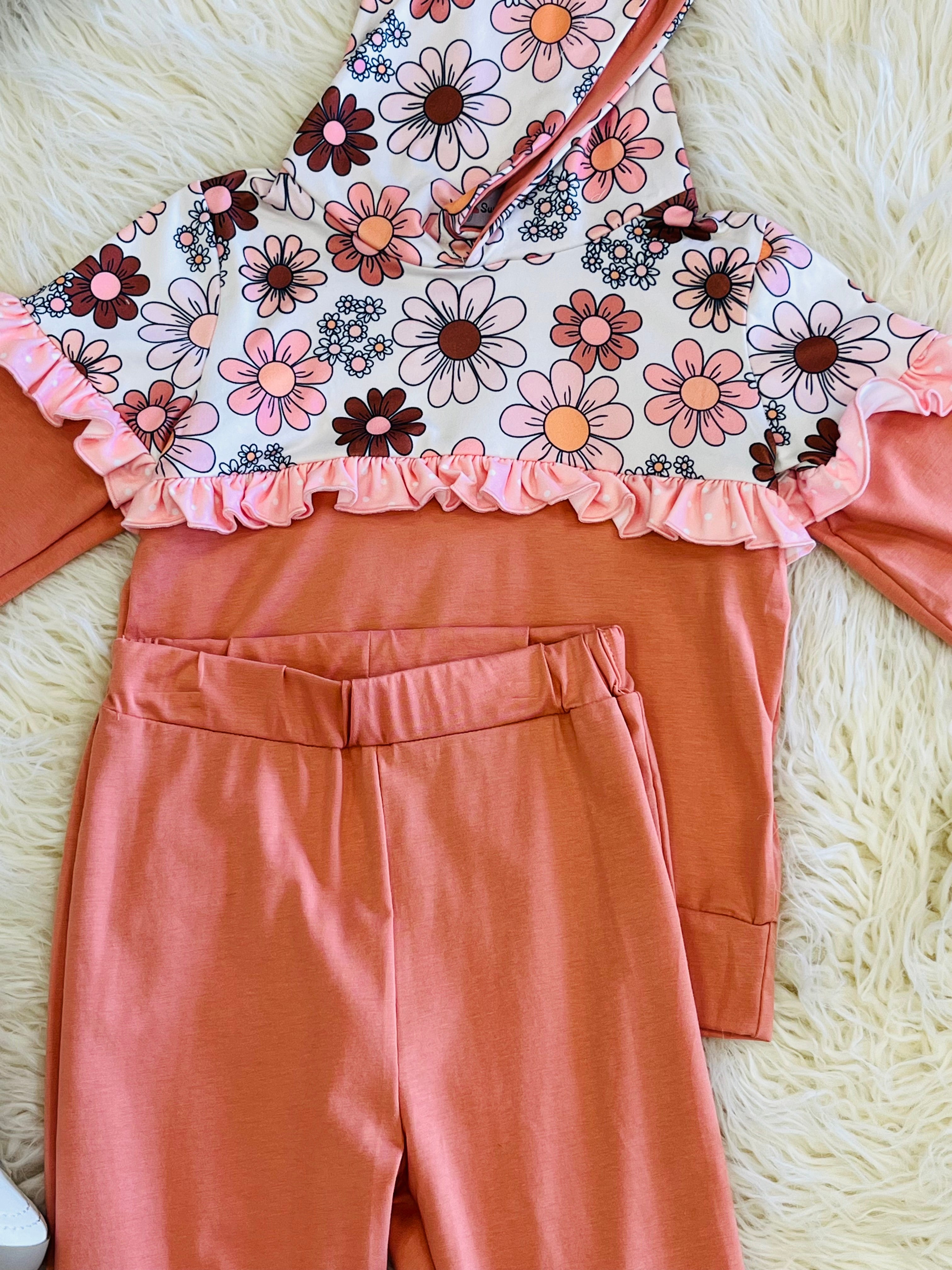 Girl’s Fall Floral Outfit