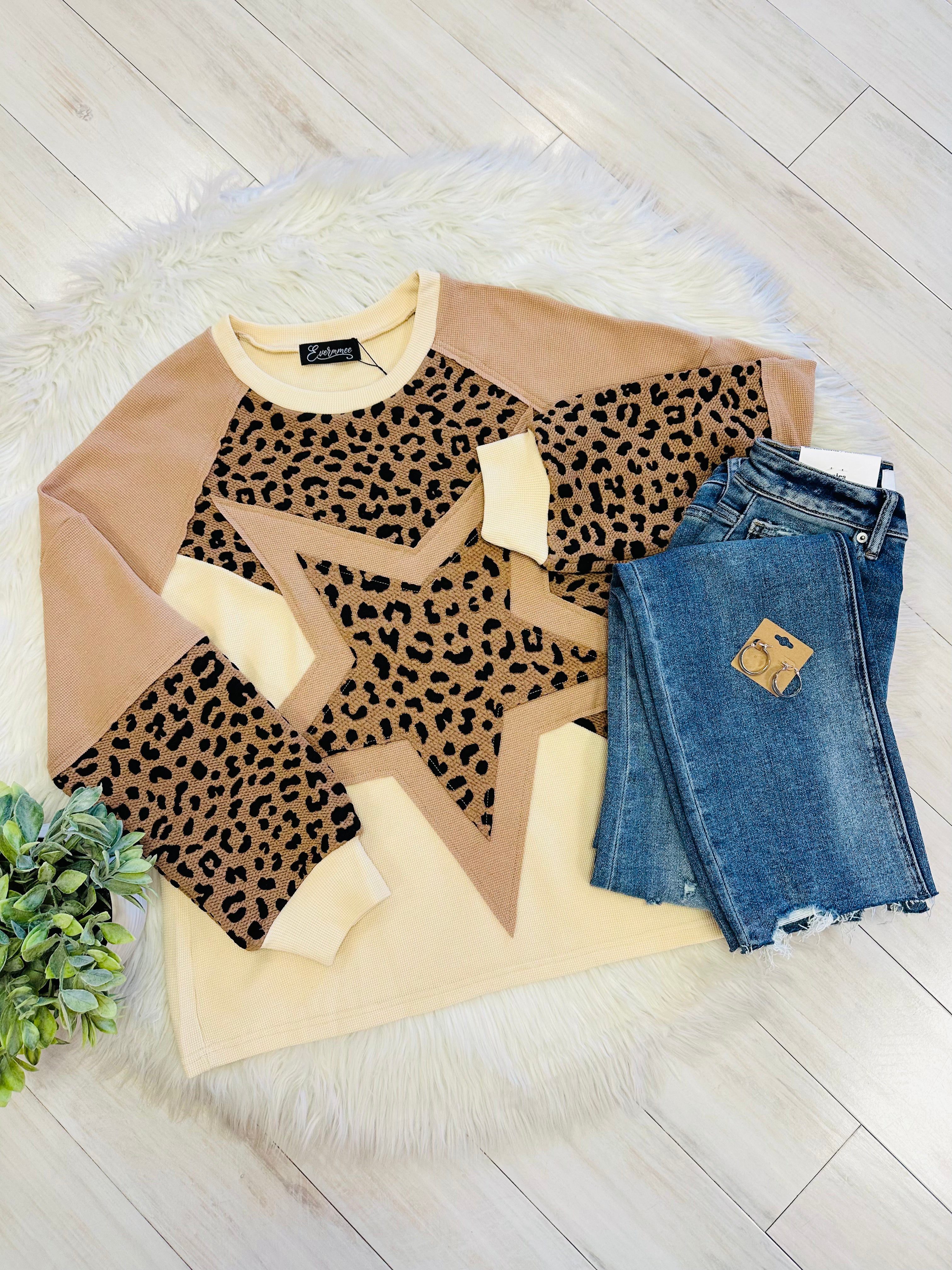 Women’s Evermmee Star Patch Leopard Long Sleeve Top- Loose Fit