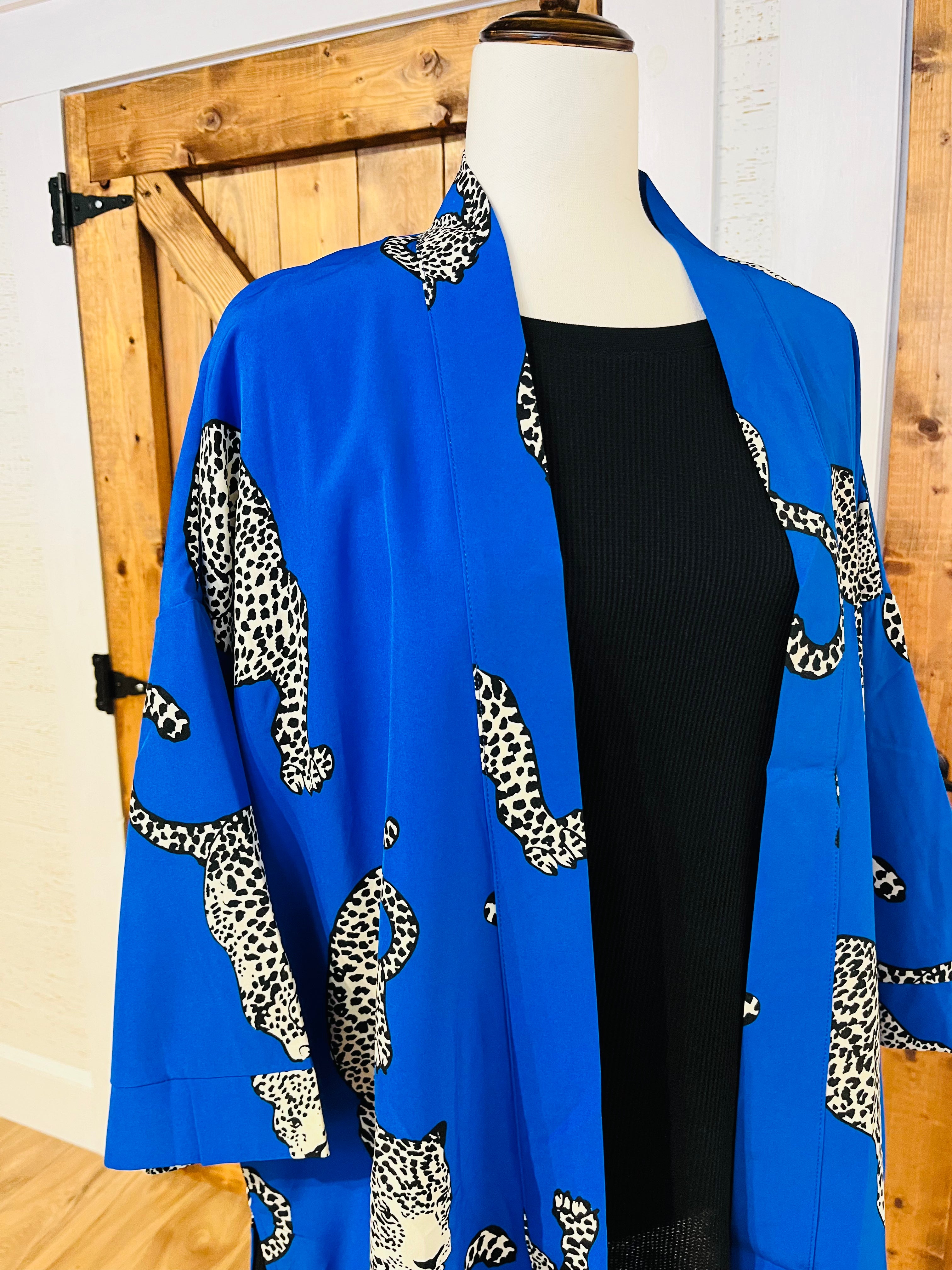 Women’s Umgee Jaguar Cardigan