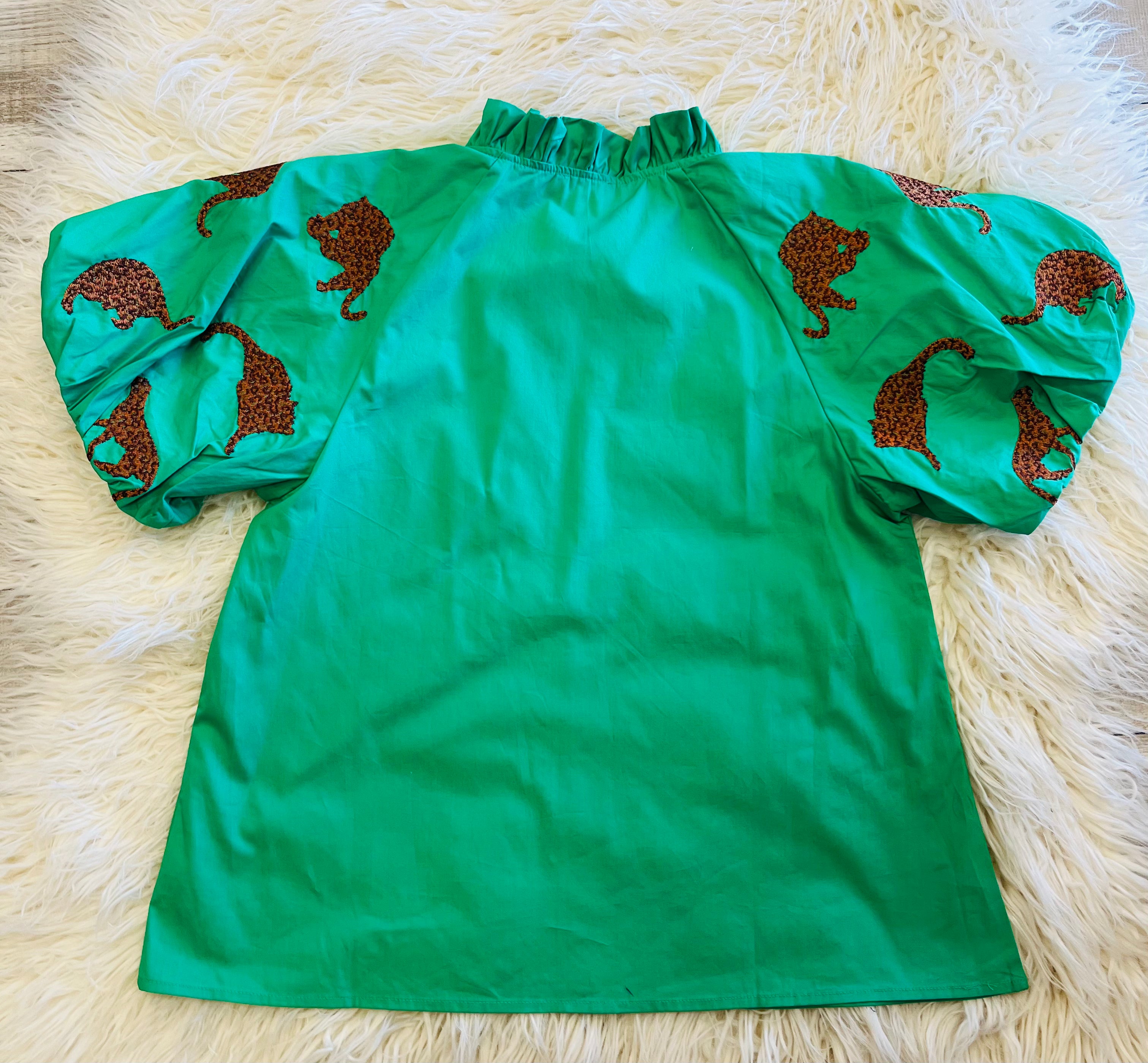 Women’s Animal Print Puff Sleeve Top