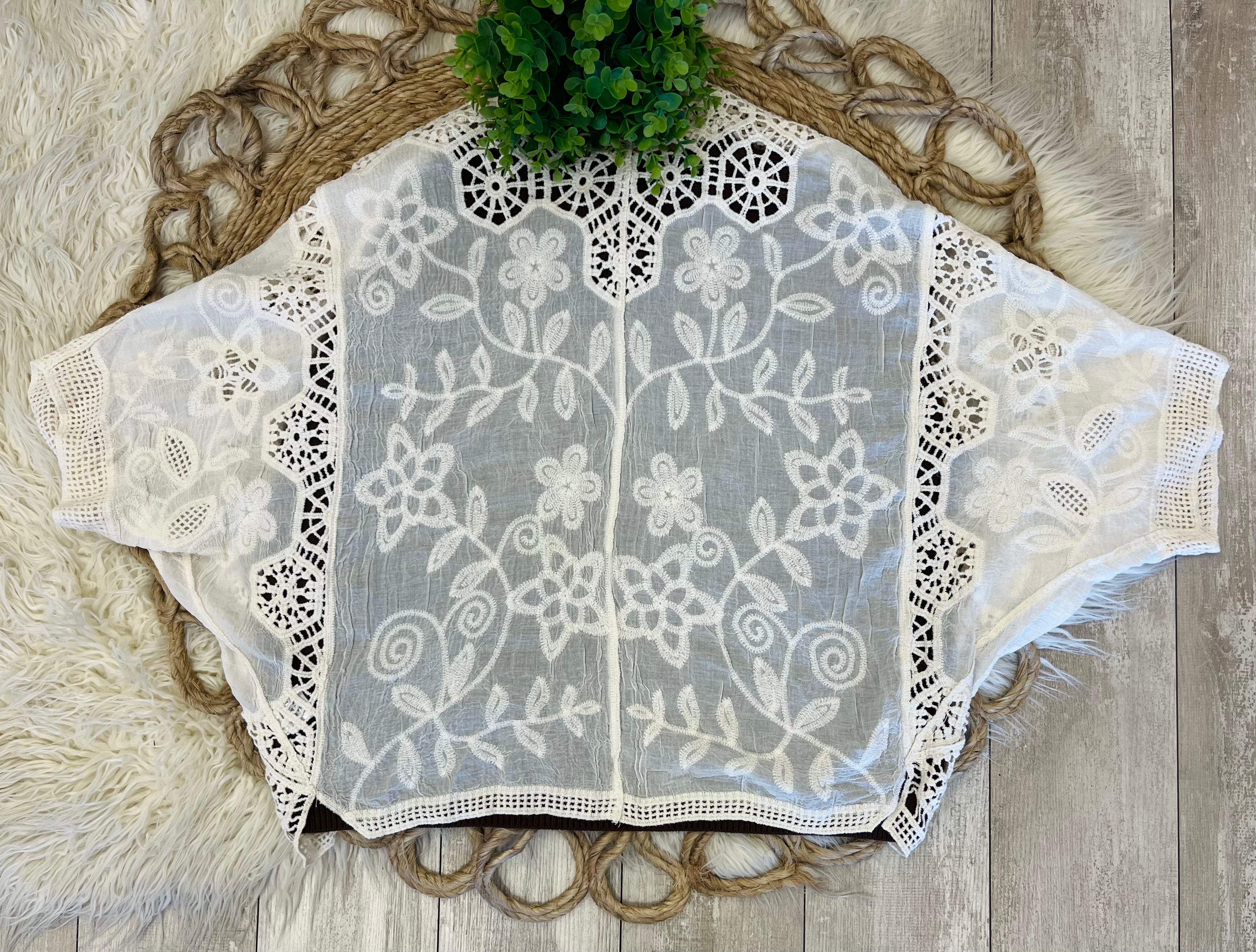 Women’s Crochet Lace Embroidered Kimono Cardigan - Oversized Fit