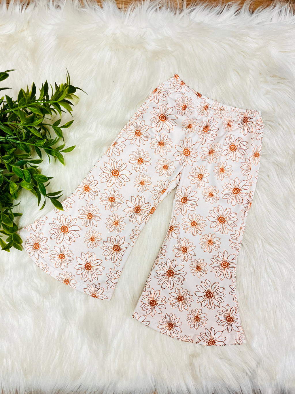 Girl’s Beige Floral Flare Pant Outfit
