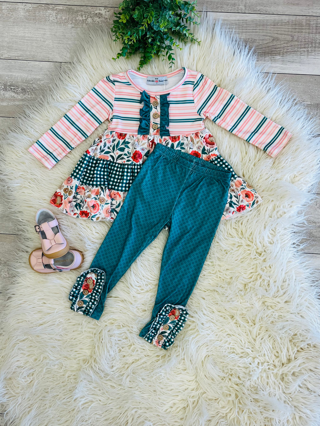 Girl’s Gingham Floral Stripe Patterned Outfit