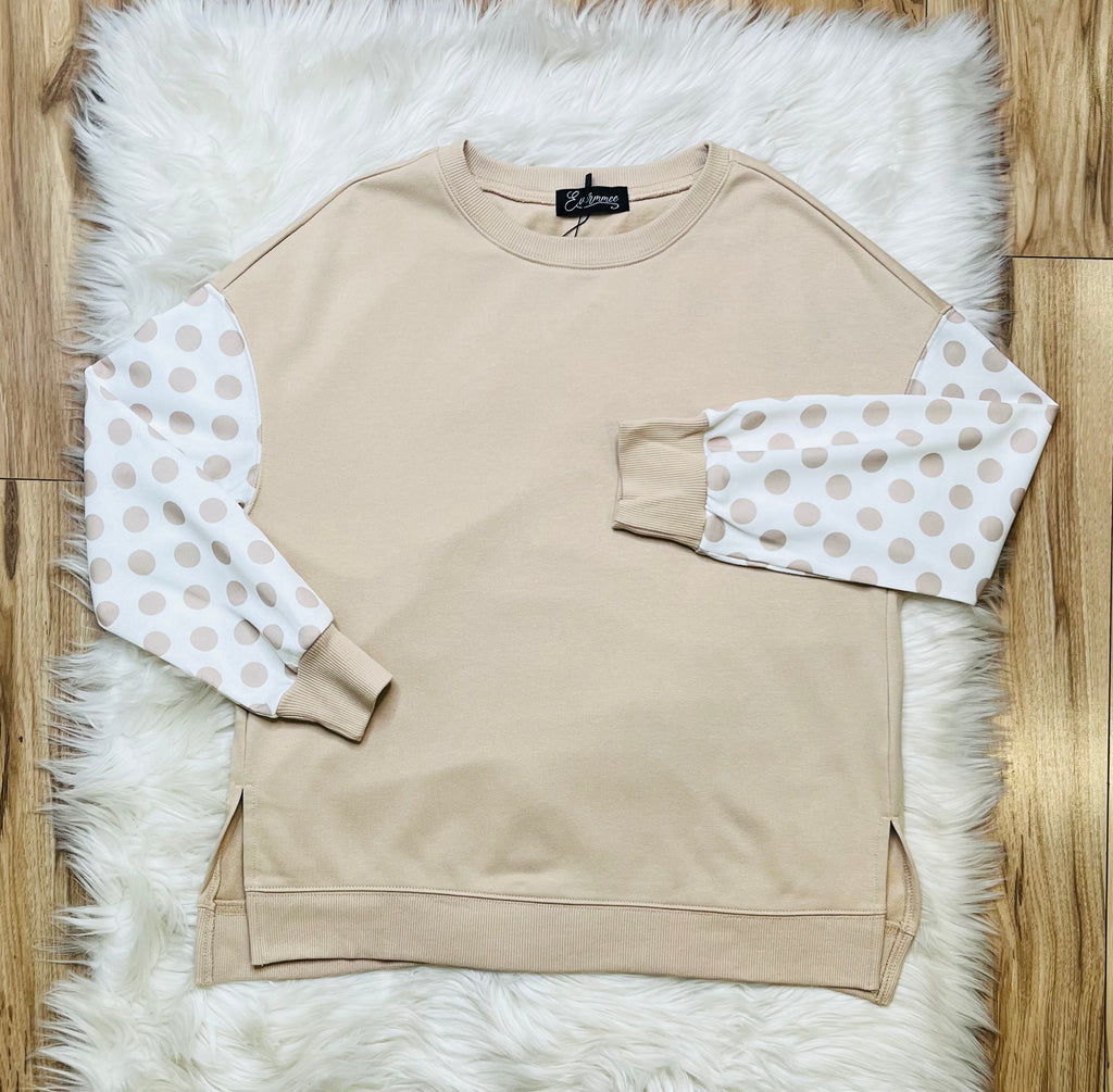 Women’s Evermmee Tan Polka Dot Sleeve Top- True to Size