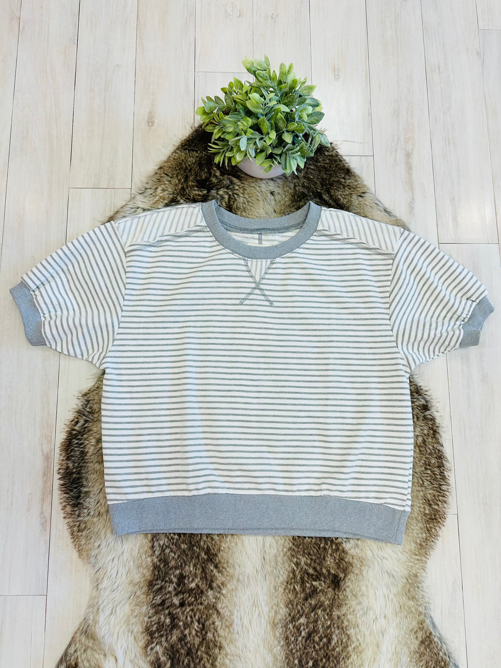 Women’s Umgee Heather Grey Striped Knit Top with Ribbed Trim- Oversized