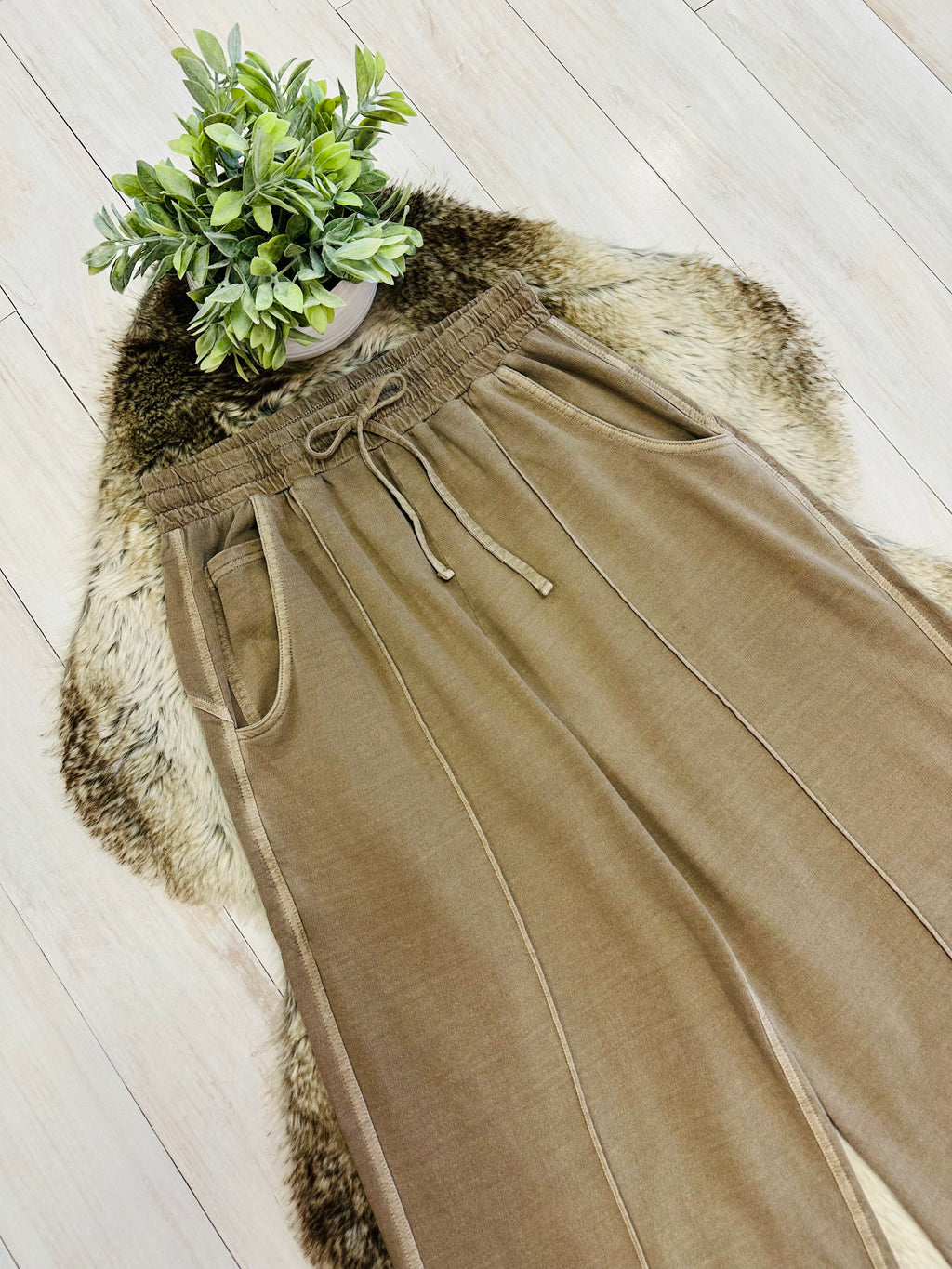 Women’s Mocha Wide Leg Crop/Petite Pants by Zenana- True to Size