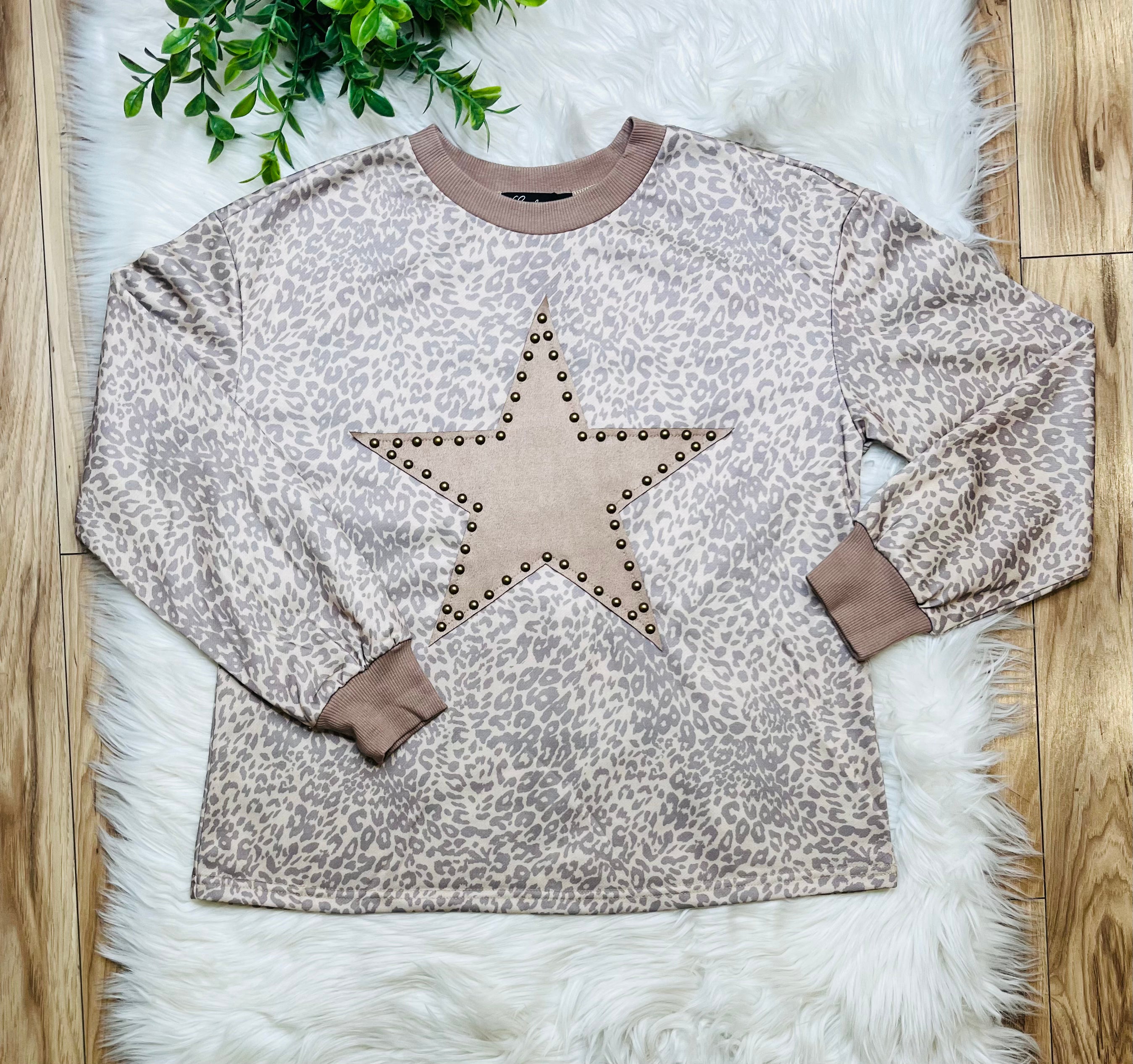 Women’s Evermmee Star Leopard Pant Set- True to Size