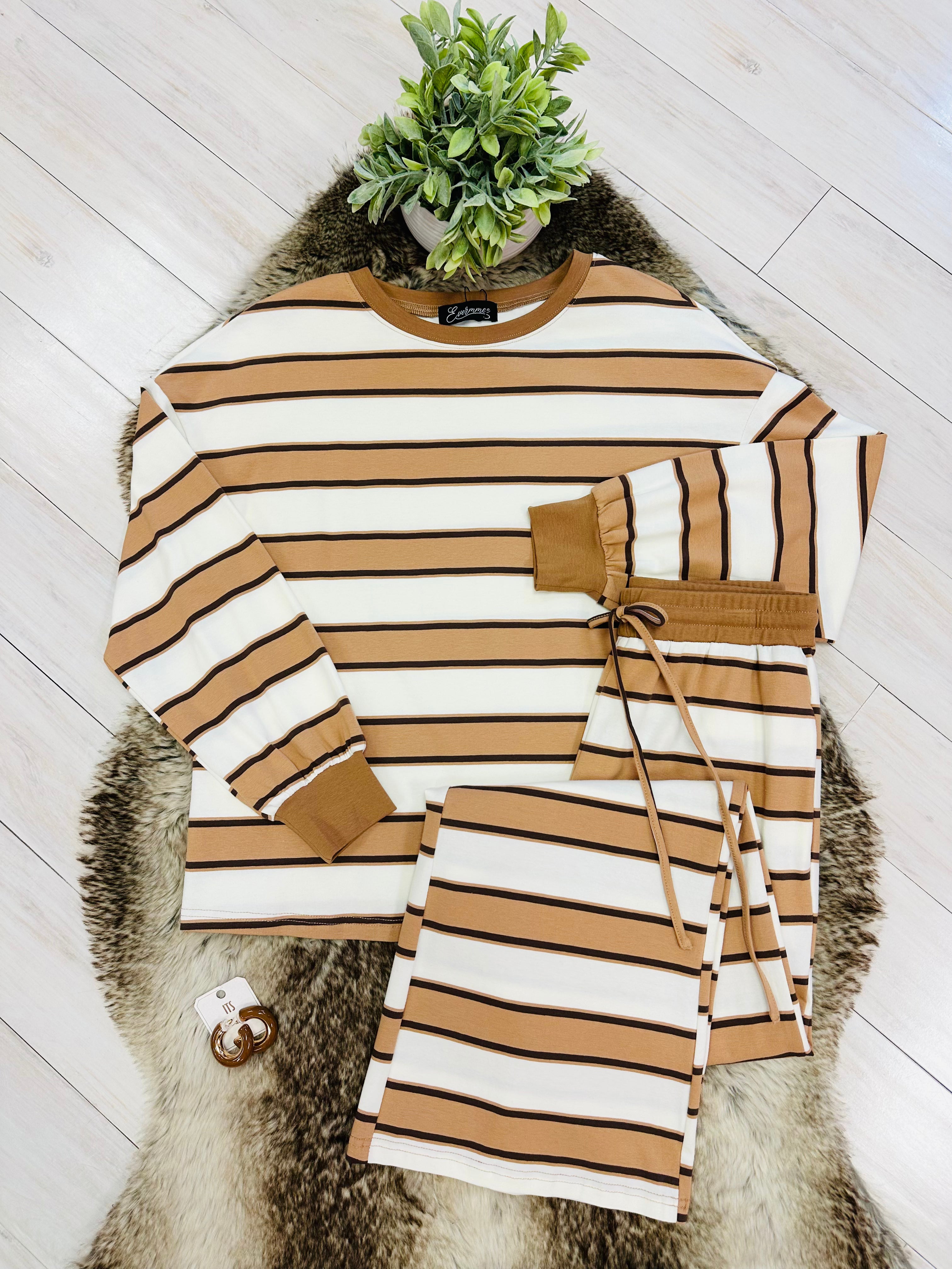 Women’s Evermmee brown and white striped pant set