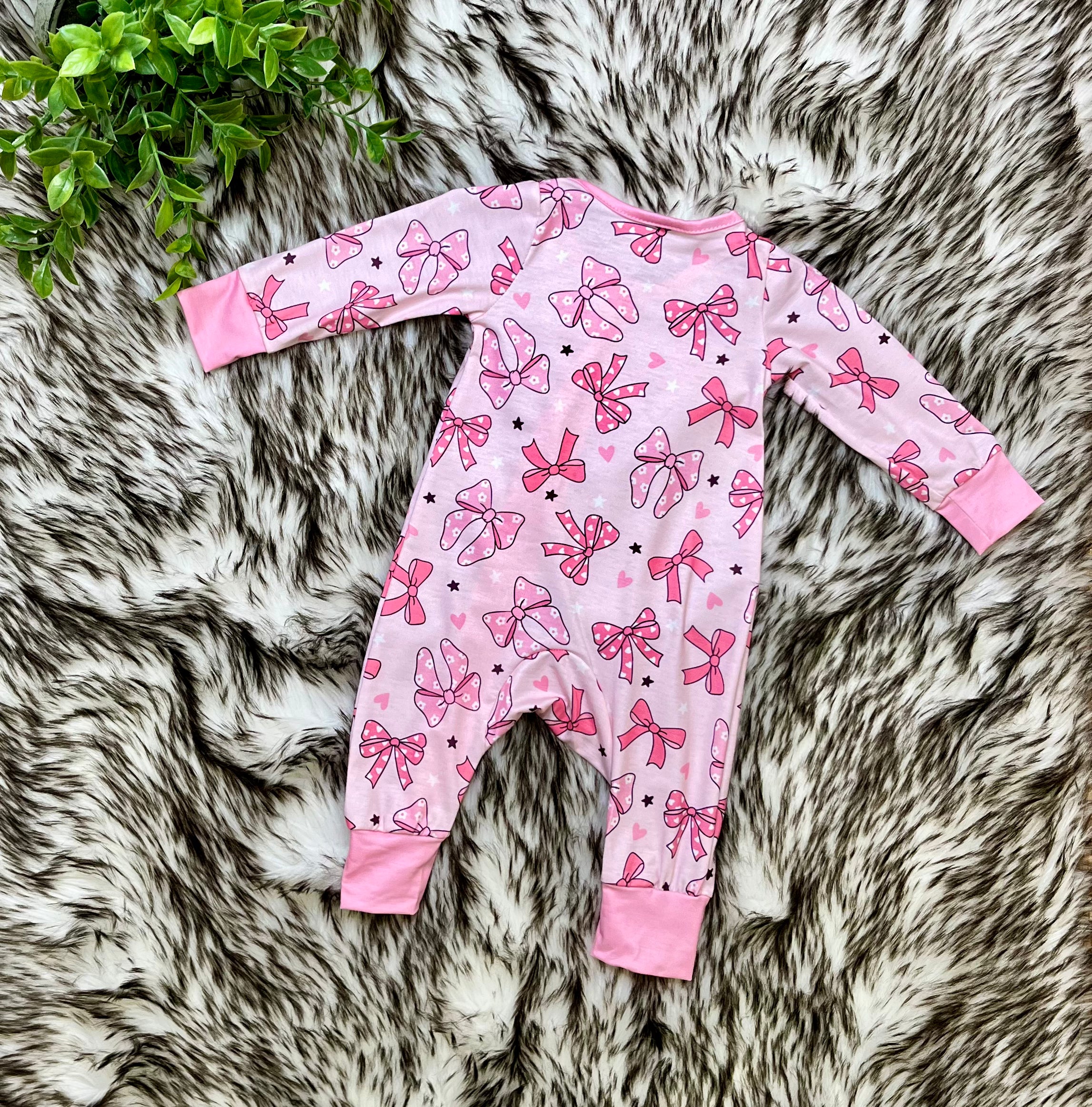 Girl’s Pink Bow with Floral and Heart Details Zipper Romper