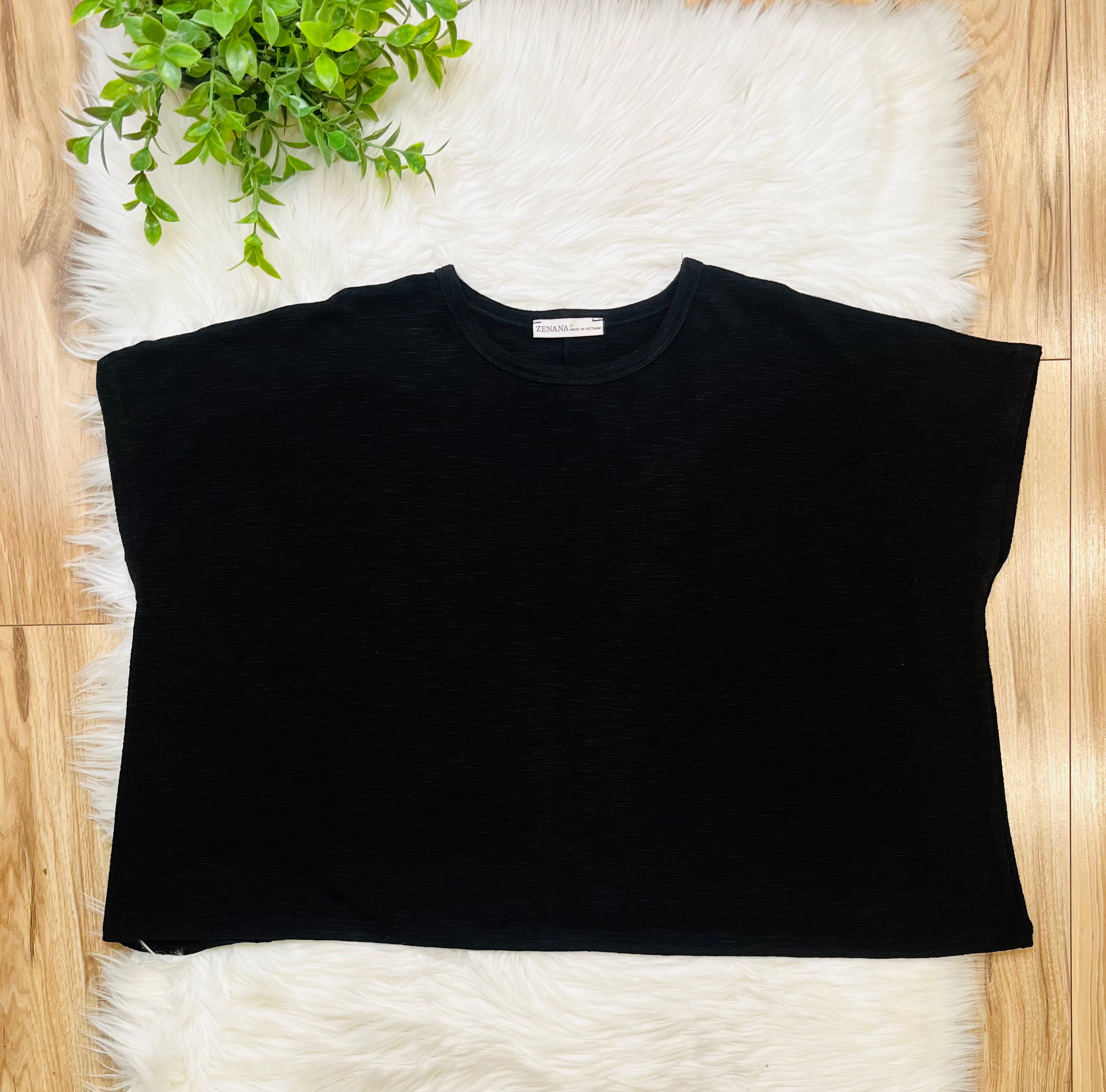 Women’s Black Sleeveless Pant Set