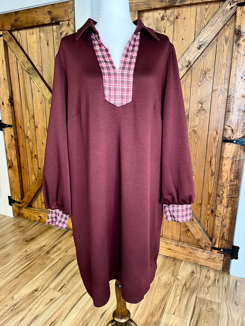 Women’s Evermmee Curvy Maroon Dress