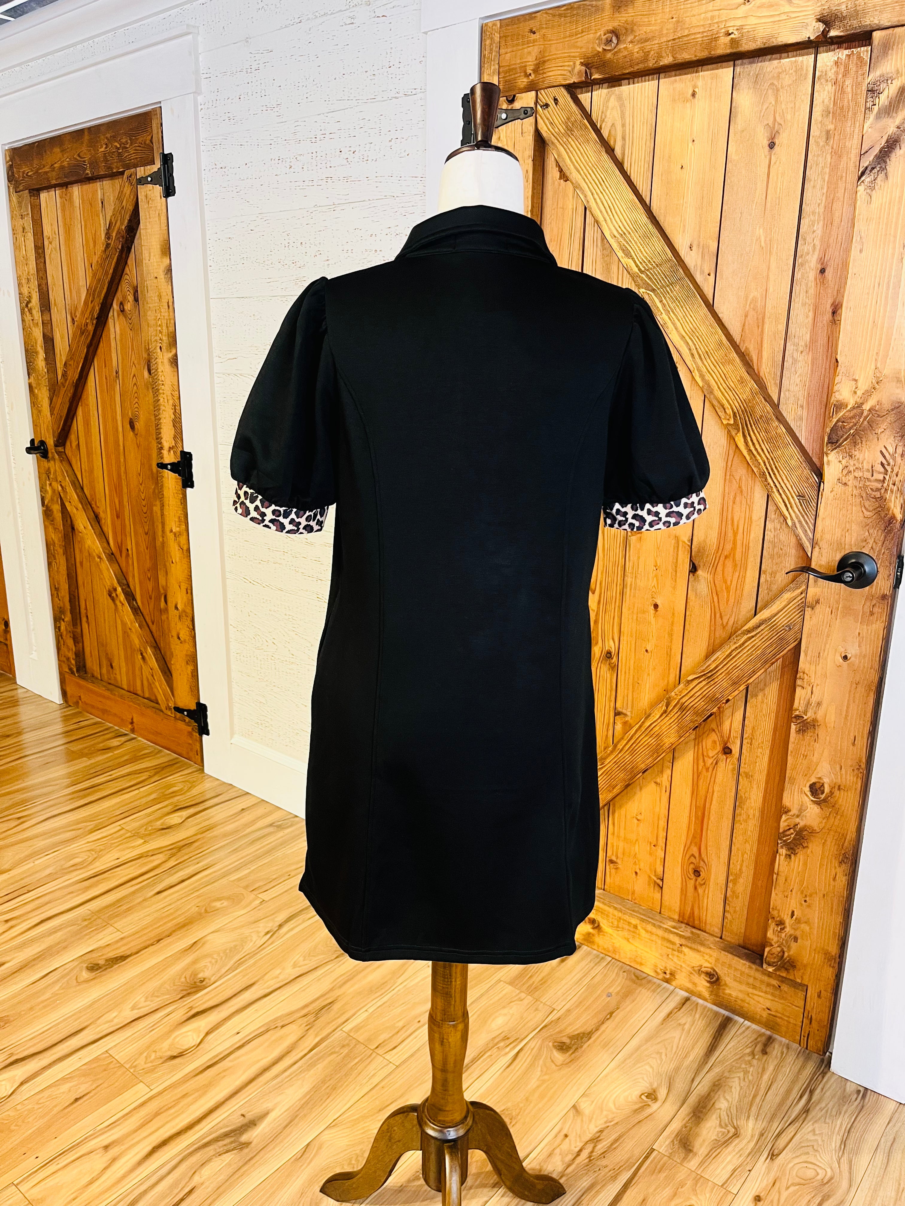 Women’s Evermmee Black Cheetah Detail Dress- True to Size