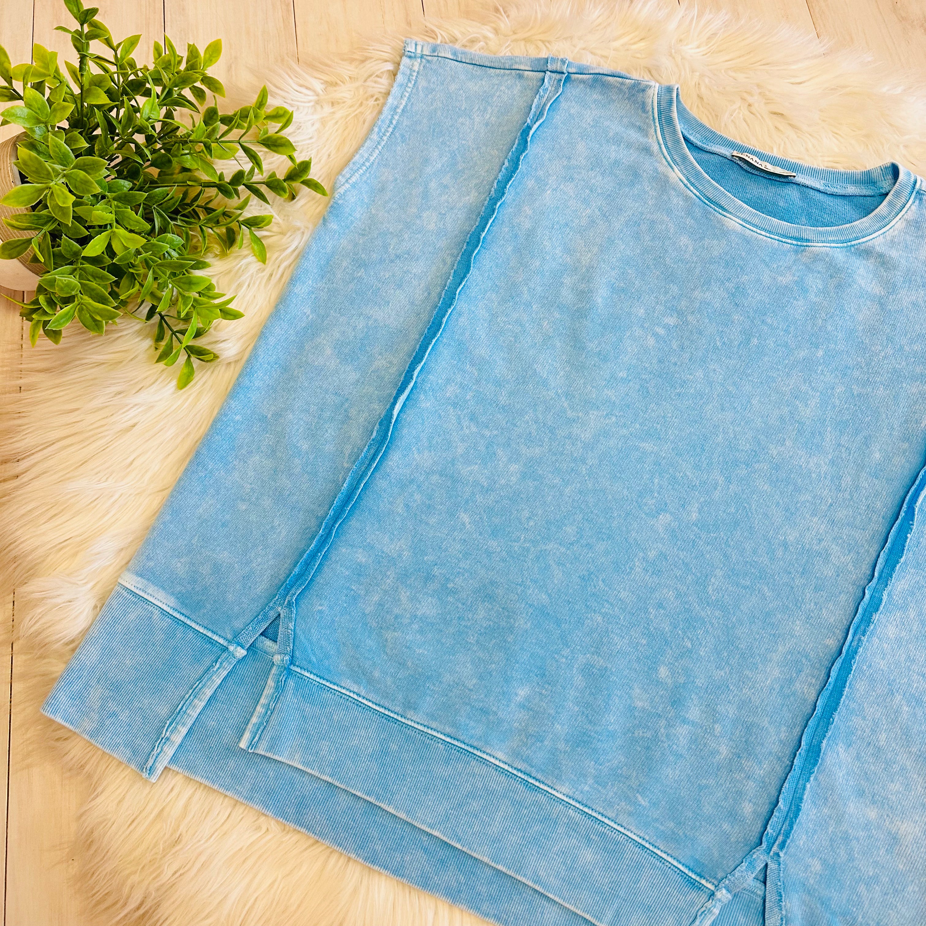 Women’s Sky Blue Zenana Sleeveless Acid Wash Top with Slits