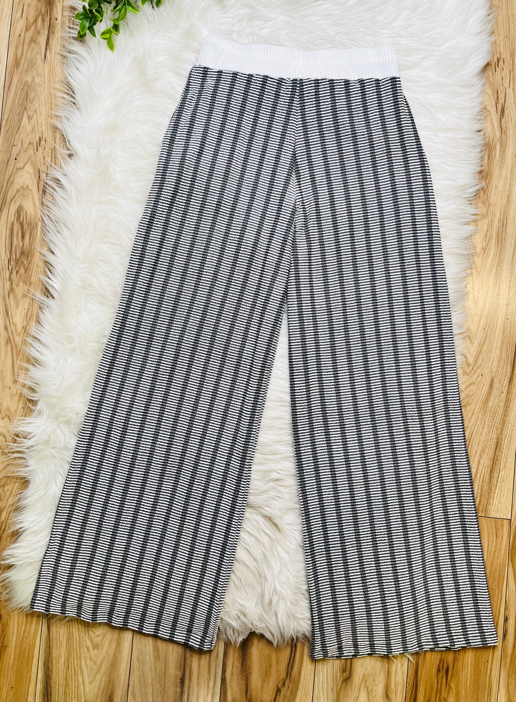 Women’s Zenana Grey Striped Ribbed Set