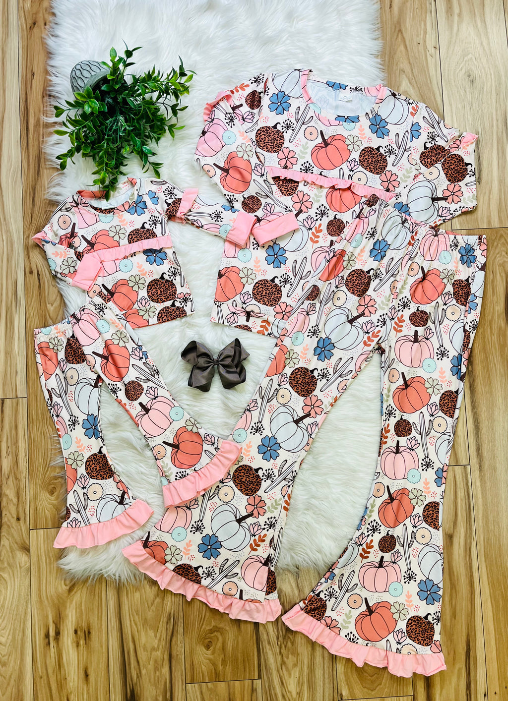 Girl’s Pumpkin Floral Outfit Set