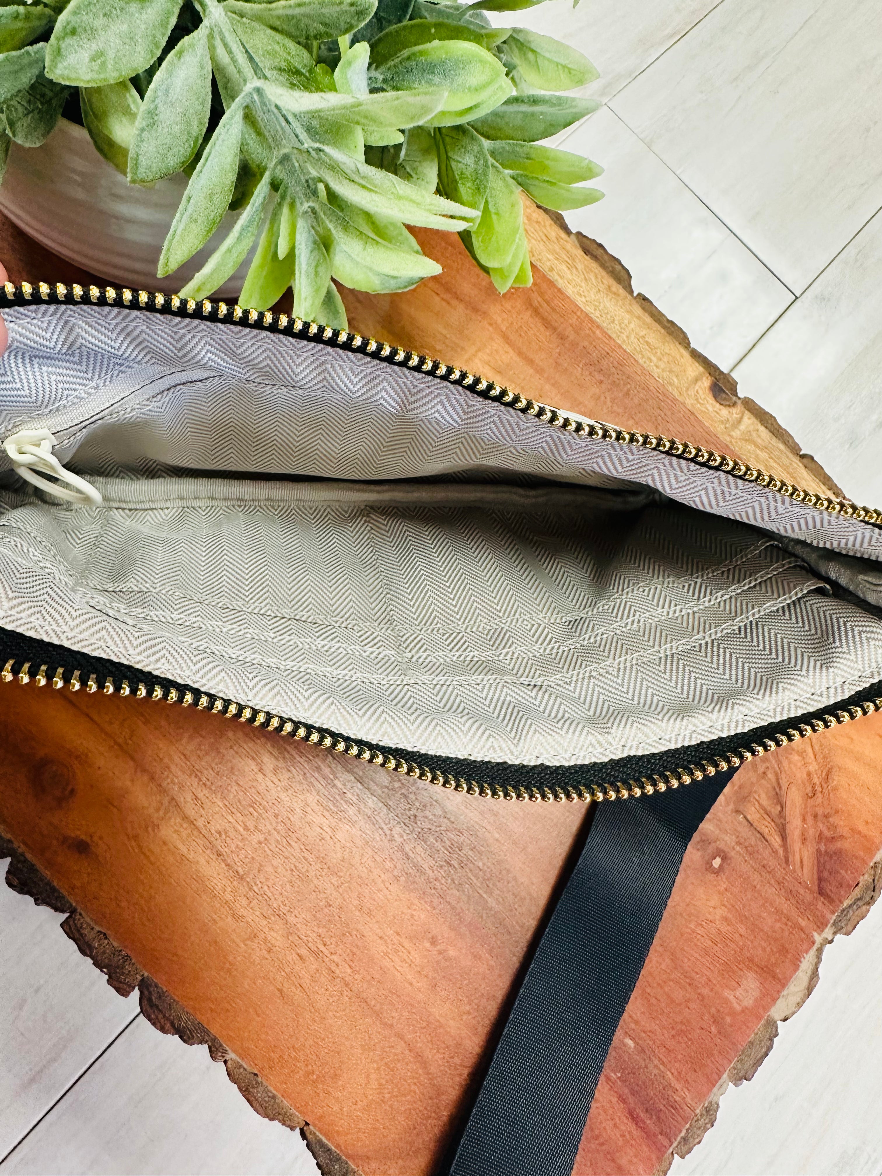 Black & White Checkered Wristlet