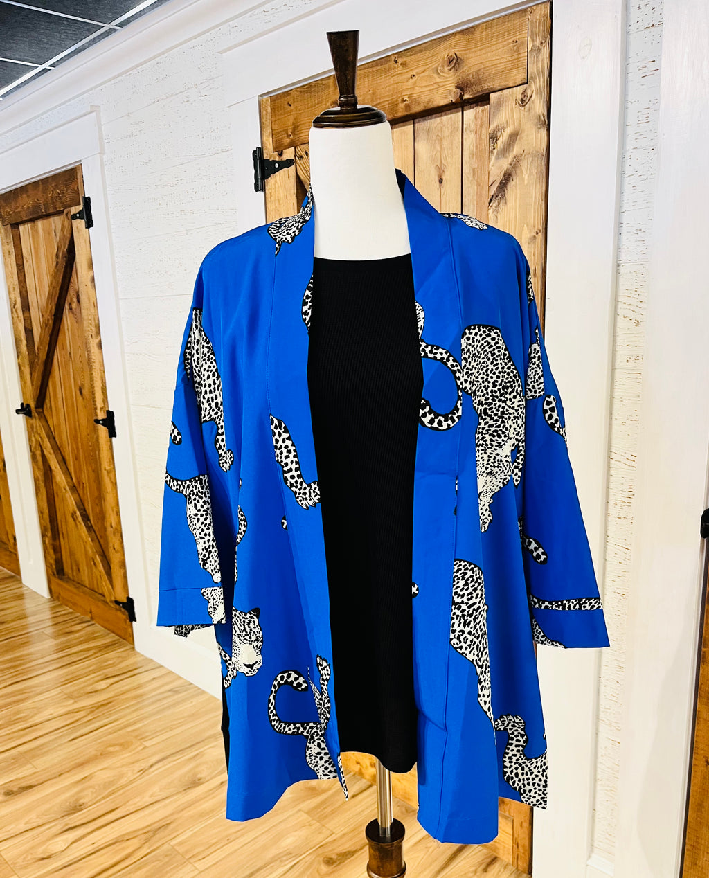 Women’s Umgee Jaguar Cardigan