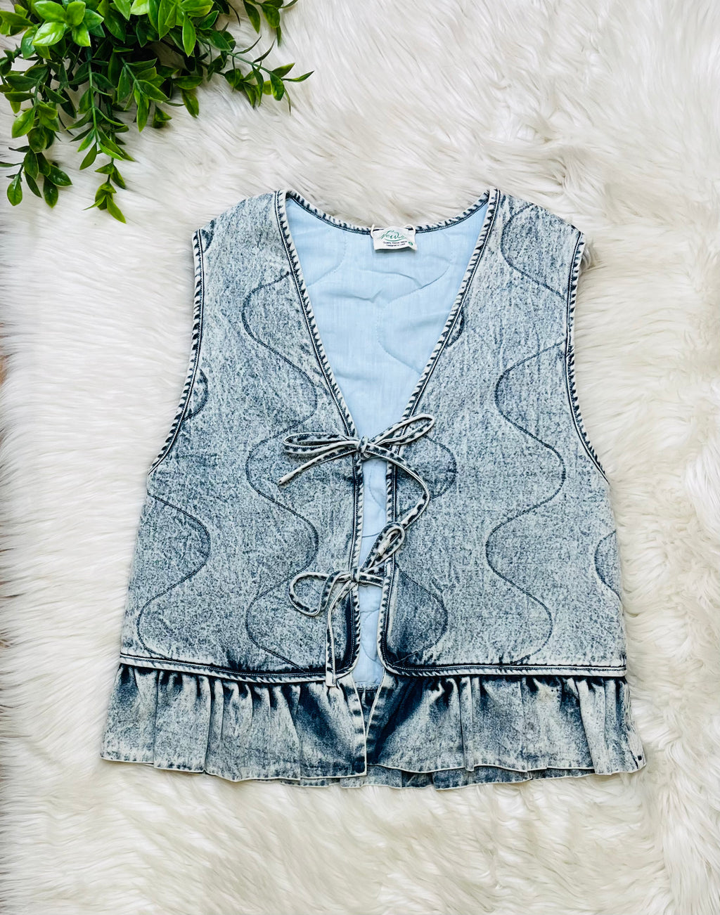 Women’s Very J Denim Tie Vest
