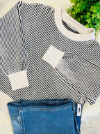Women’s Zenana Black Ribbed Sweaters Top - True to size
