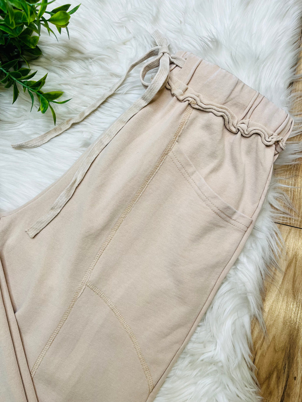 Women’s Evermmee Taupe Drawstring Pants- True to Size