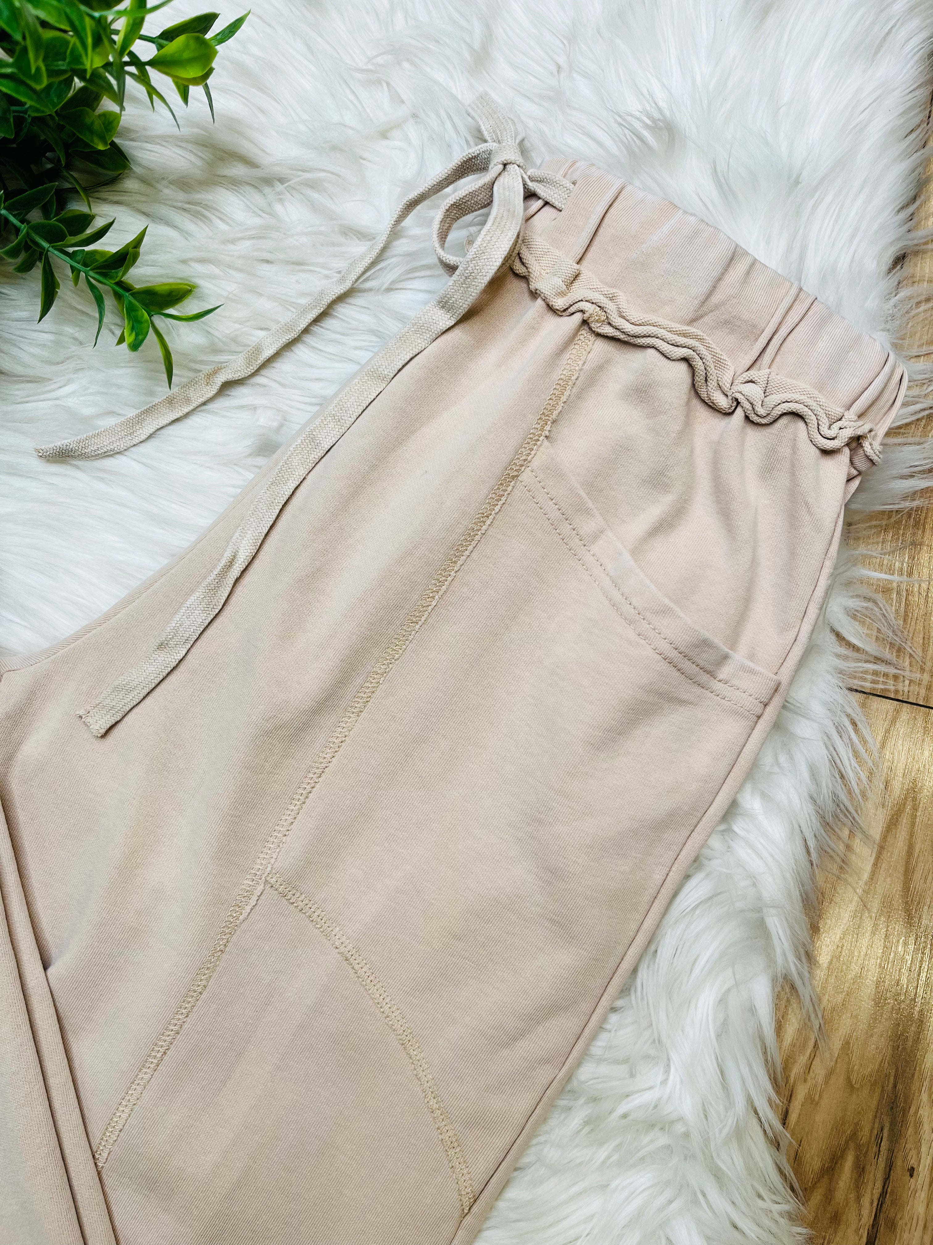 Women’s Evermmee Taupe Drawstring Pants- True to Size