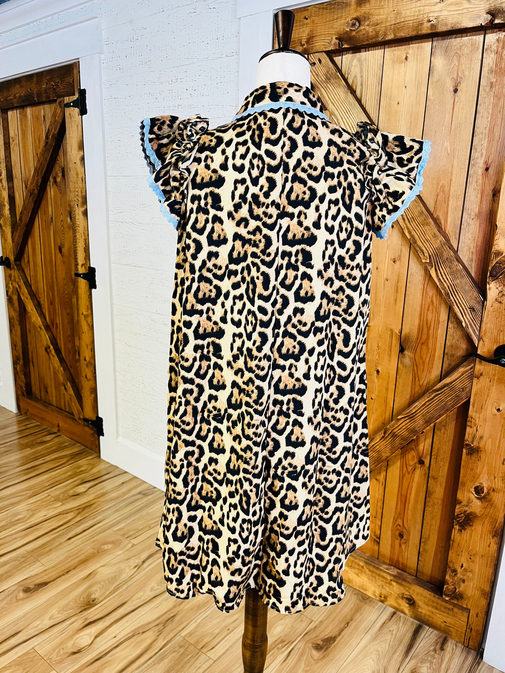 Women’s Leopard Ruffle Sleeve Dress