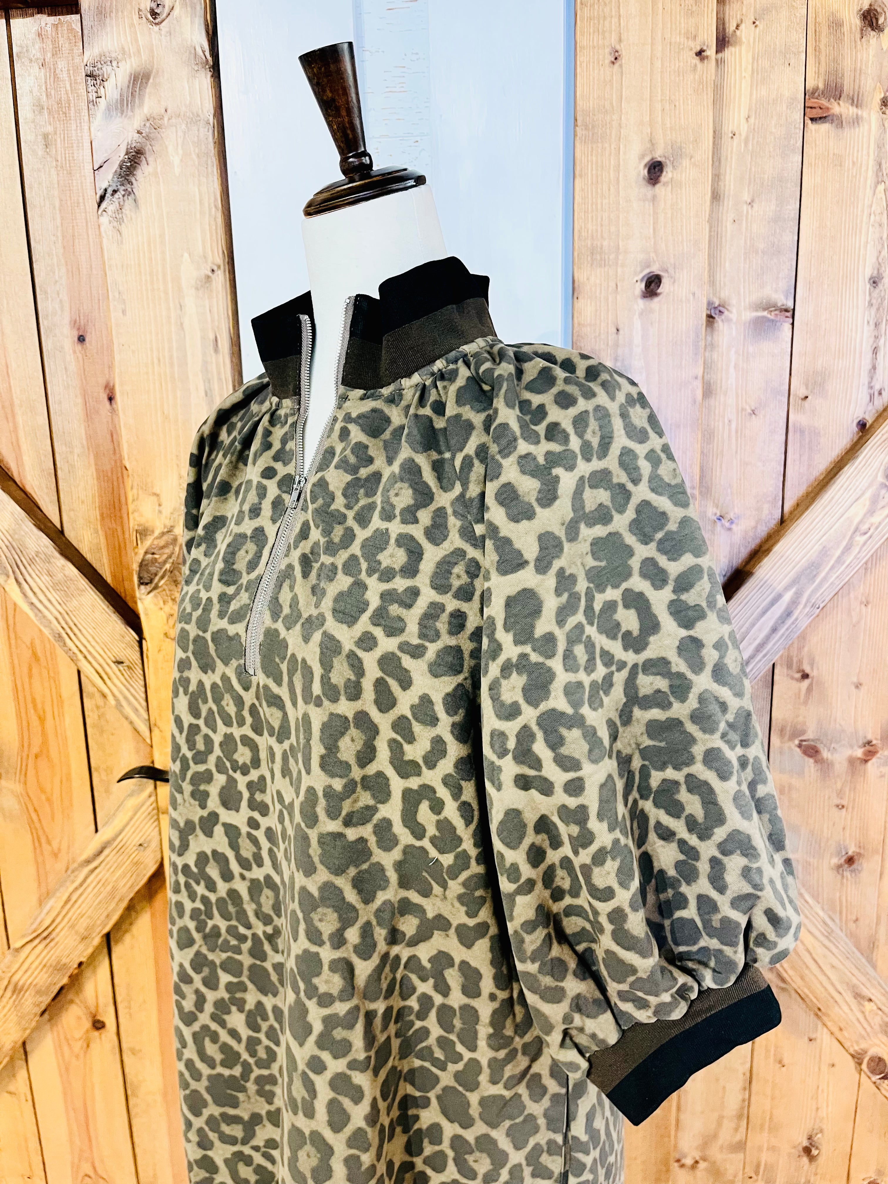 Women’s Umgee Leopard Print Half Zip Collared Dress- True to Size