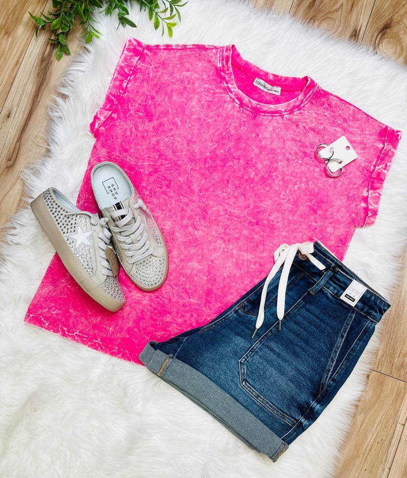 Zenana Crinkle Washed Round Neck Short Sleeve Tee’s