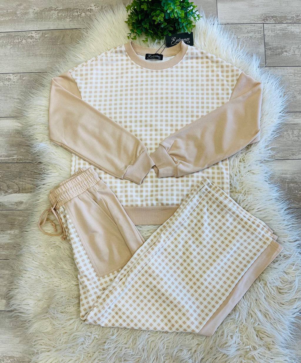 Women’s Evermmee Beige and White Gingham Set - True to Size