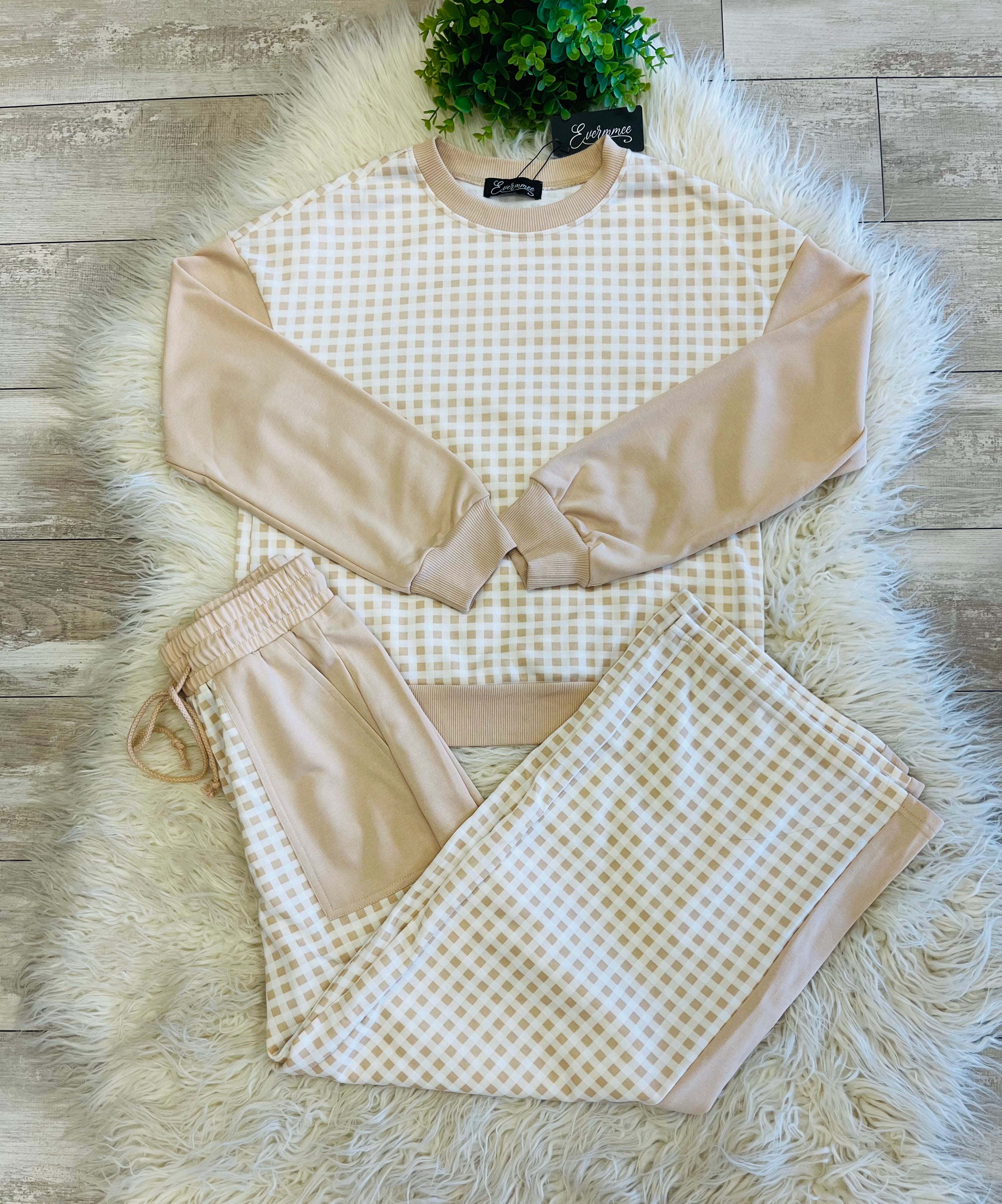 Women’s Evermmee Beige and White Gingham Set - True to Size