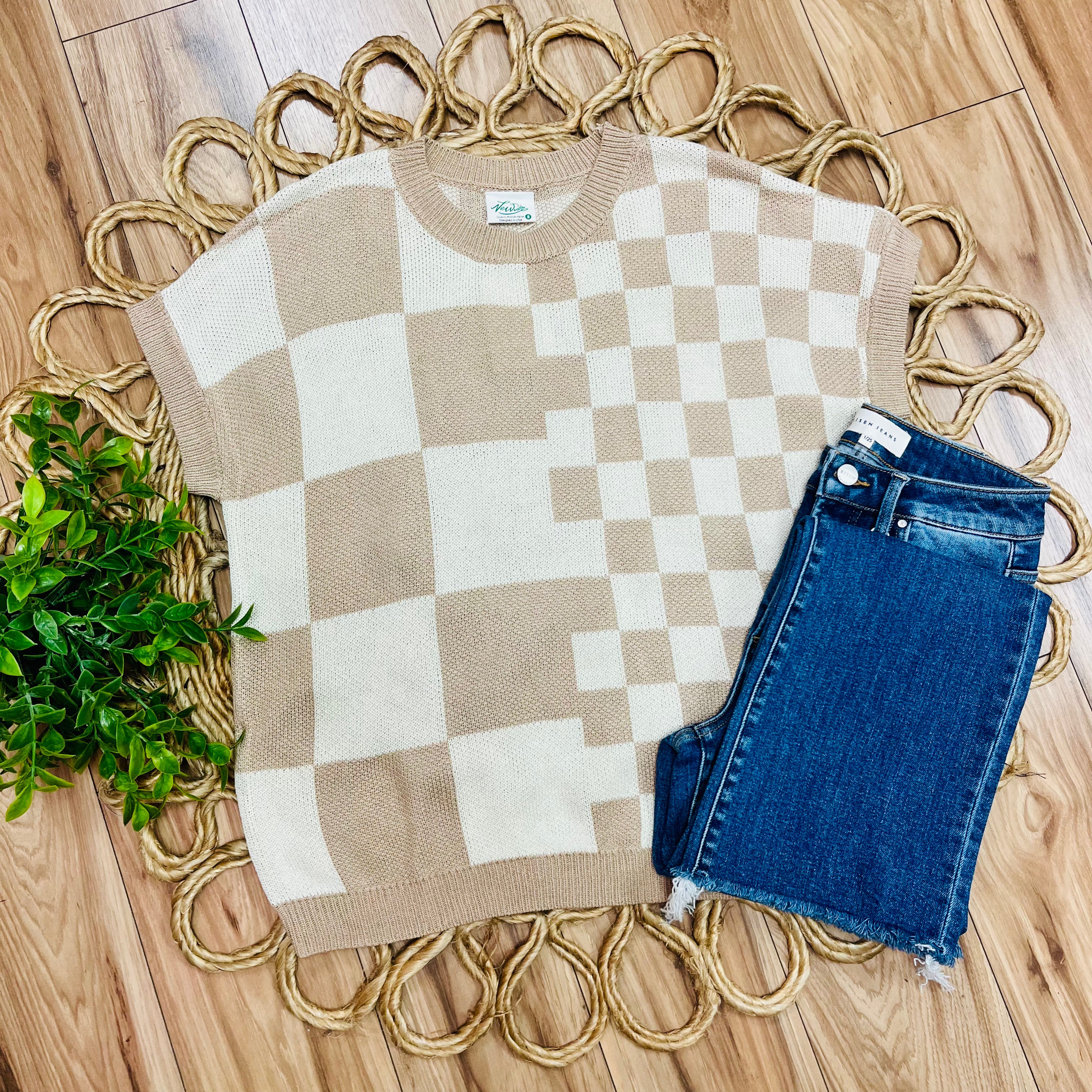 Women’s Very J Checkered Knit Sweater Top