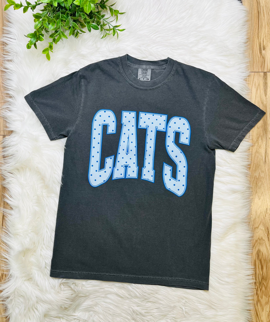 Women’s Comfort Color Cats Polka Dot Tee