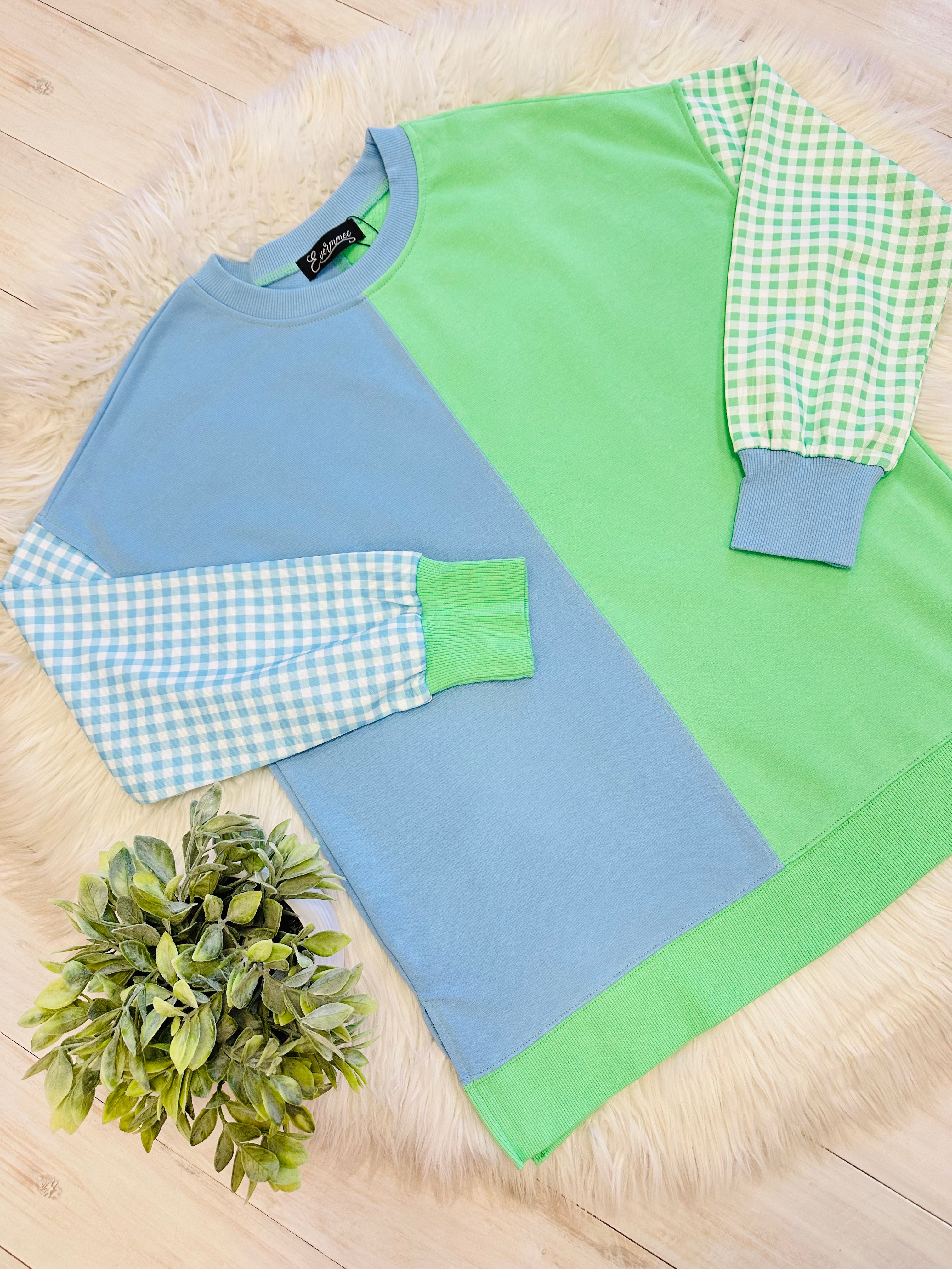 Women’s Evermmee Green & Blue Color Block Top with Gingham Print Sleeves- True to Size