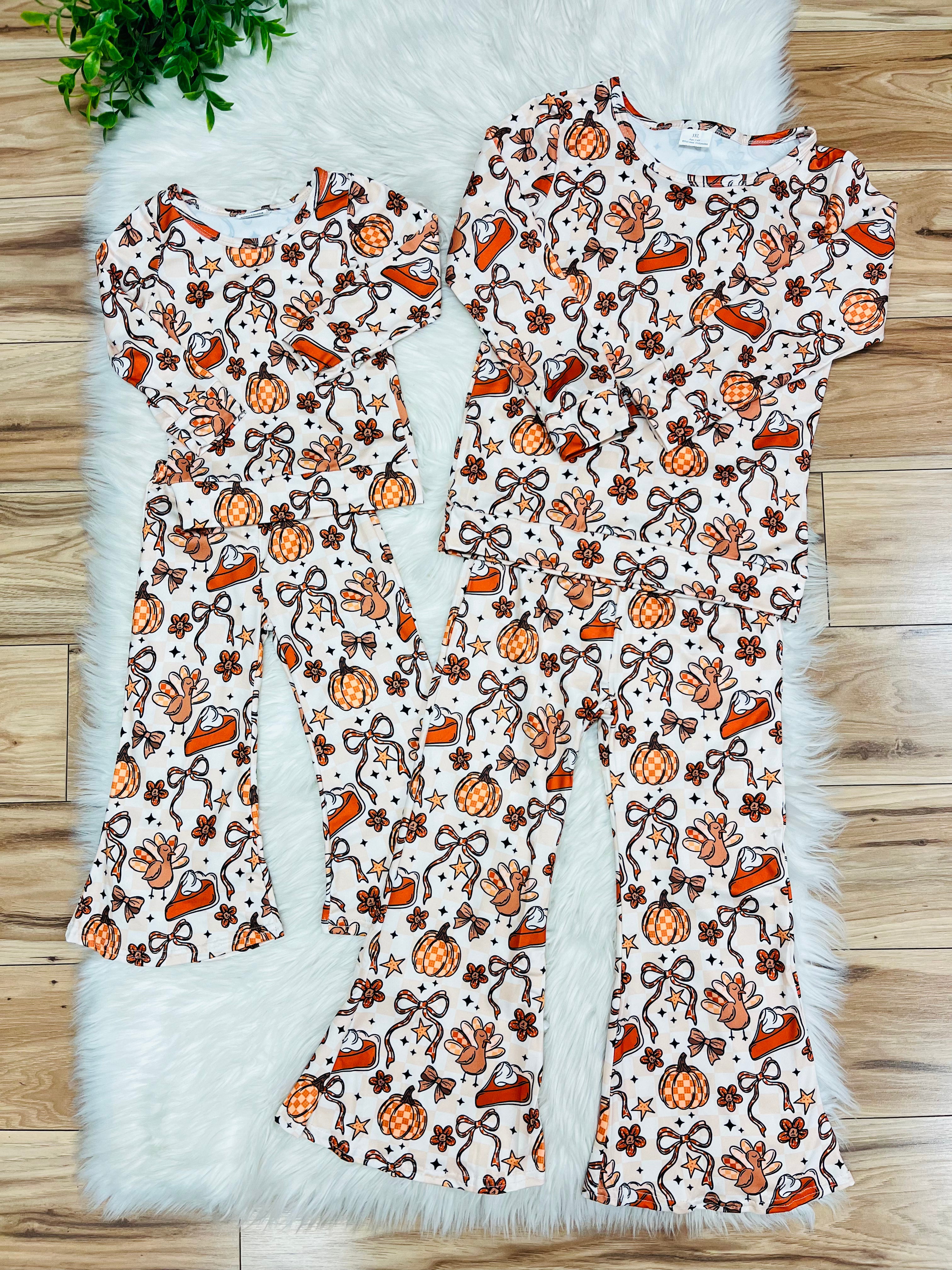 Girl’s Thanksgiving Mixed Print Outfit