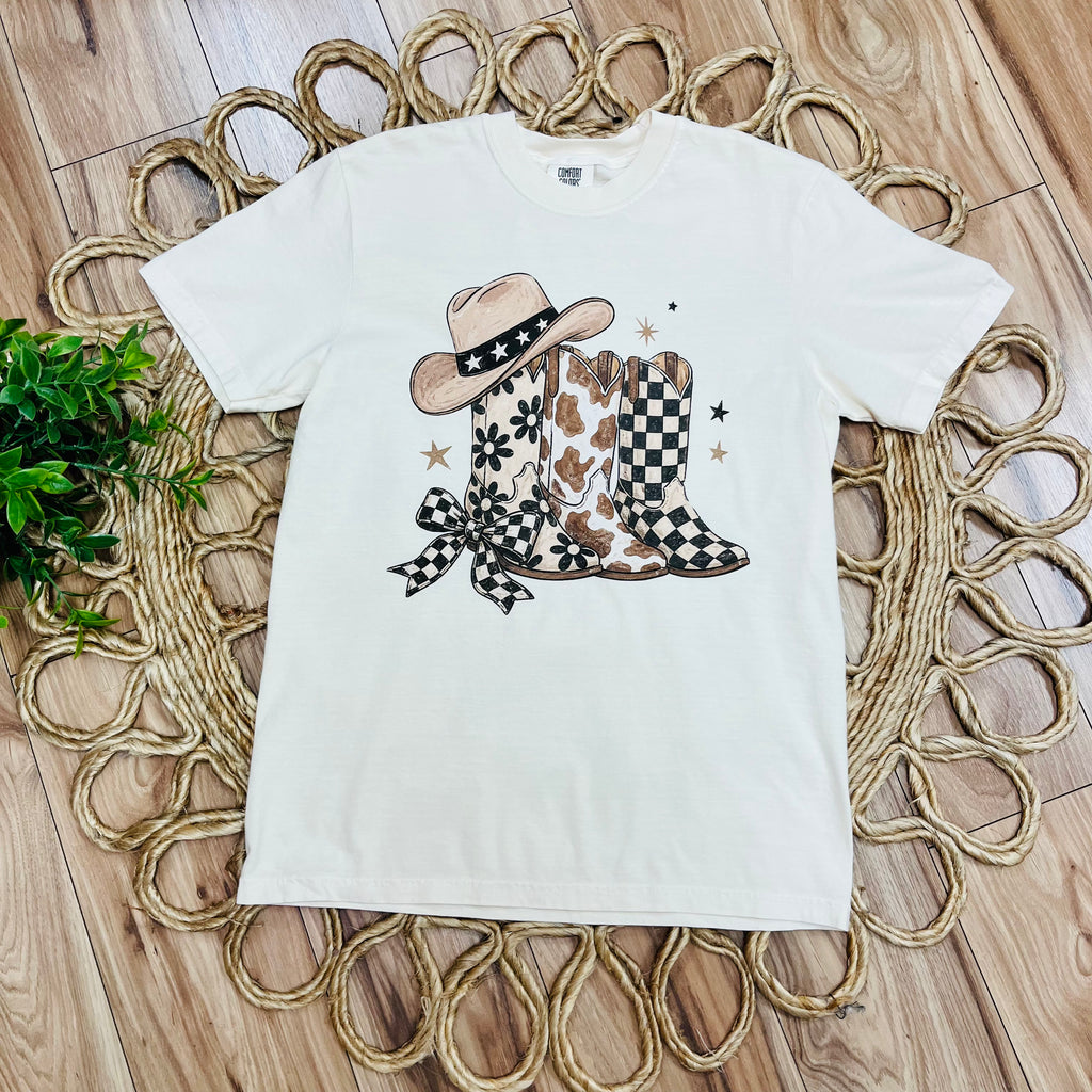 Women’s Western Mixed Print Cream Graphic Tee