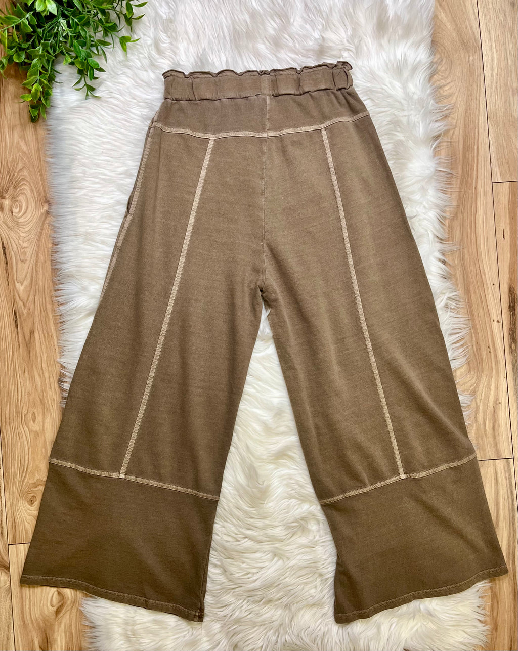 Women’s Zenana Exposed Seam Mocha Drawstring Pants- True to Size