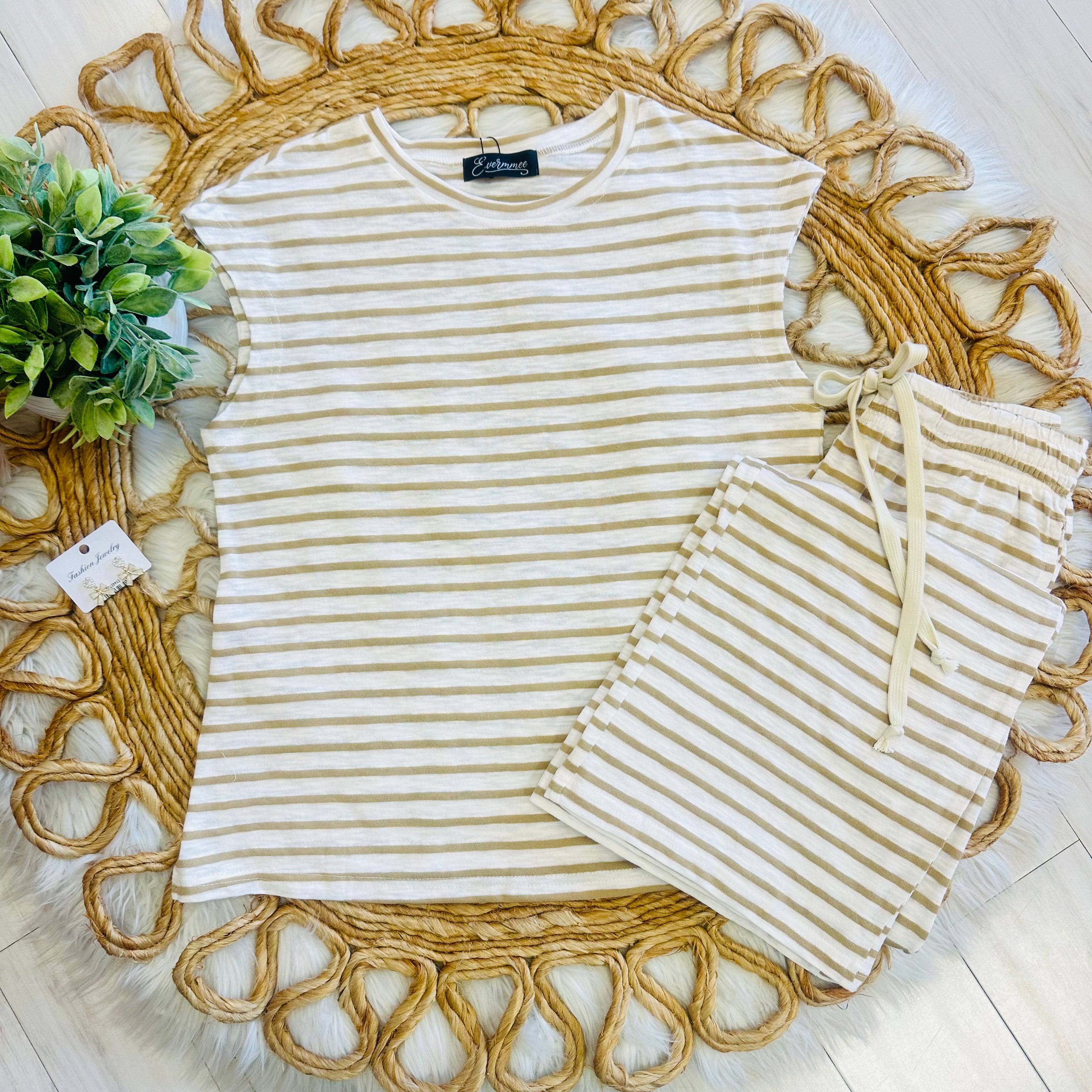 Women’s Evermmee Tan Stripe Pant Set